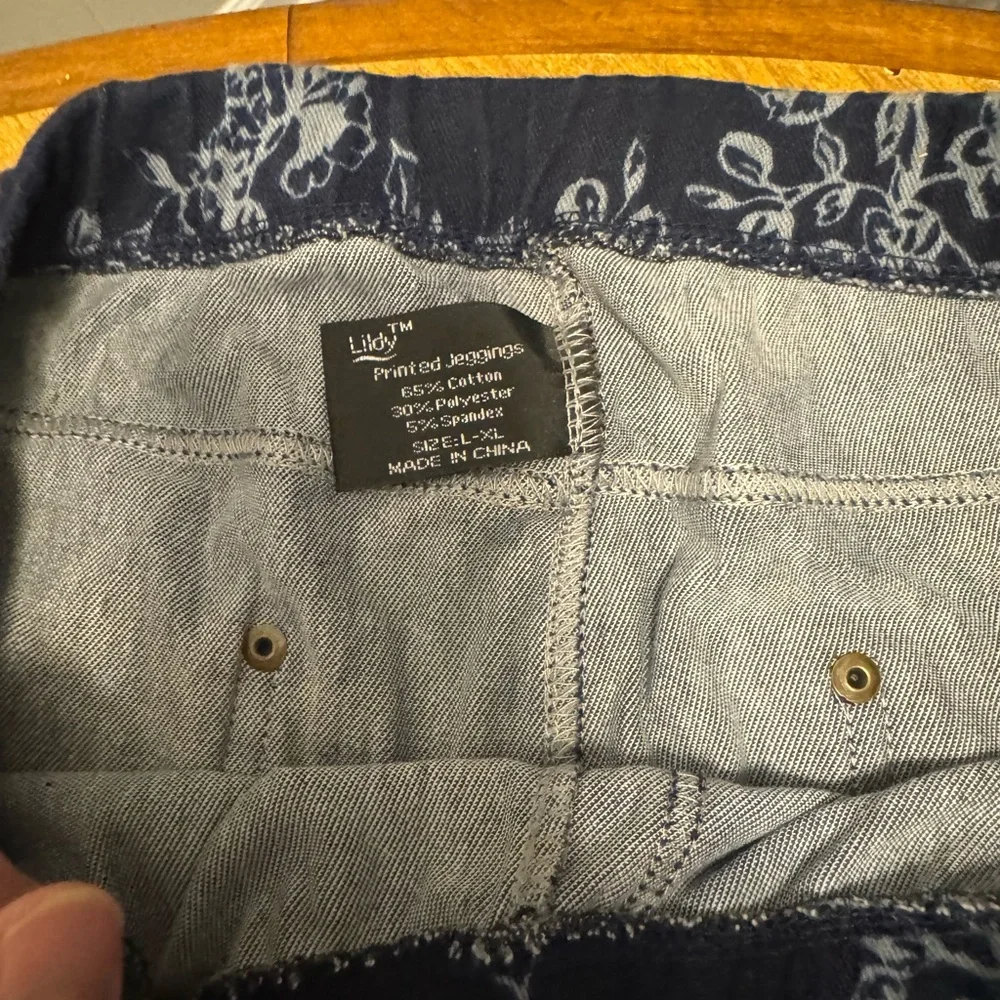 Lildy women’s leggings size L/XL EUC - Picture 4 of 4